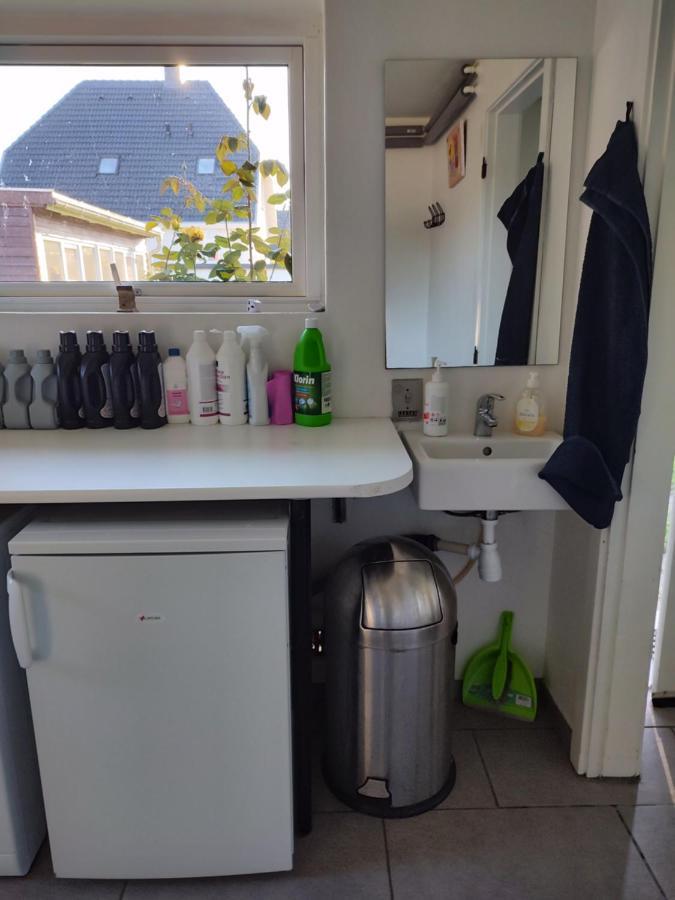 Commuter Room For One Or Two People Munkebo Екстер'єр фото